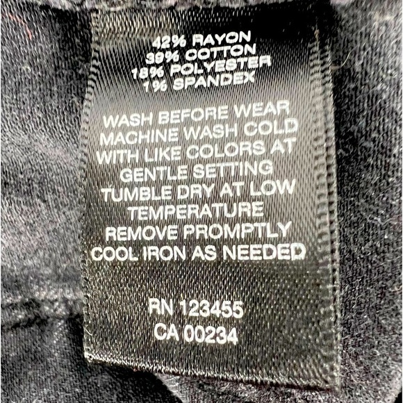 Design Lab Lord & Taylor Black Distressed Rough Hem Skinny Jeans Size 28 Women's - Picture 5 of 5